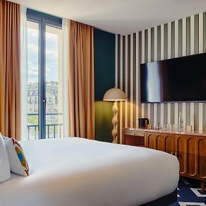 Chambre Standarde Lit Queen-Size